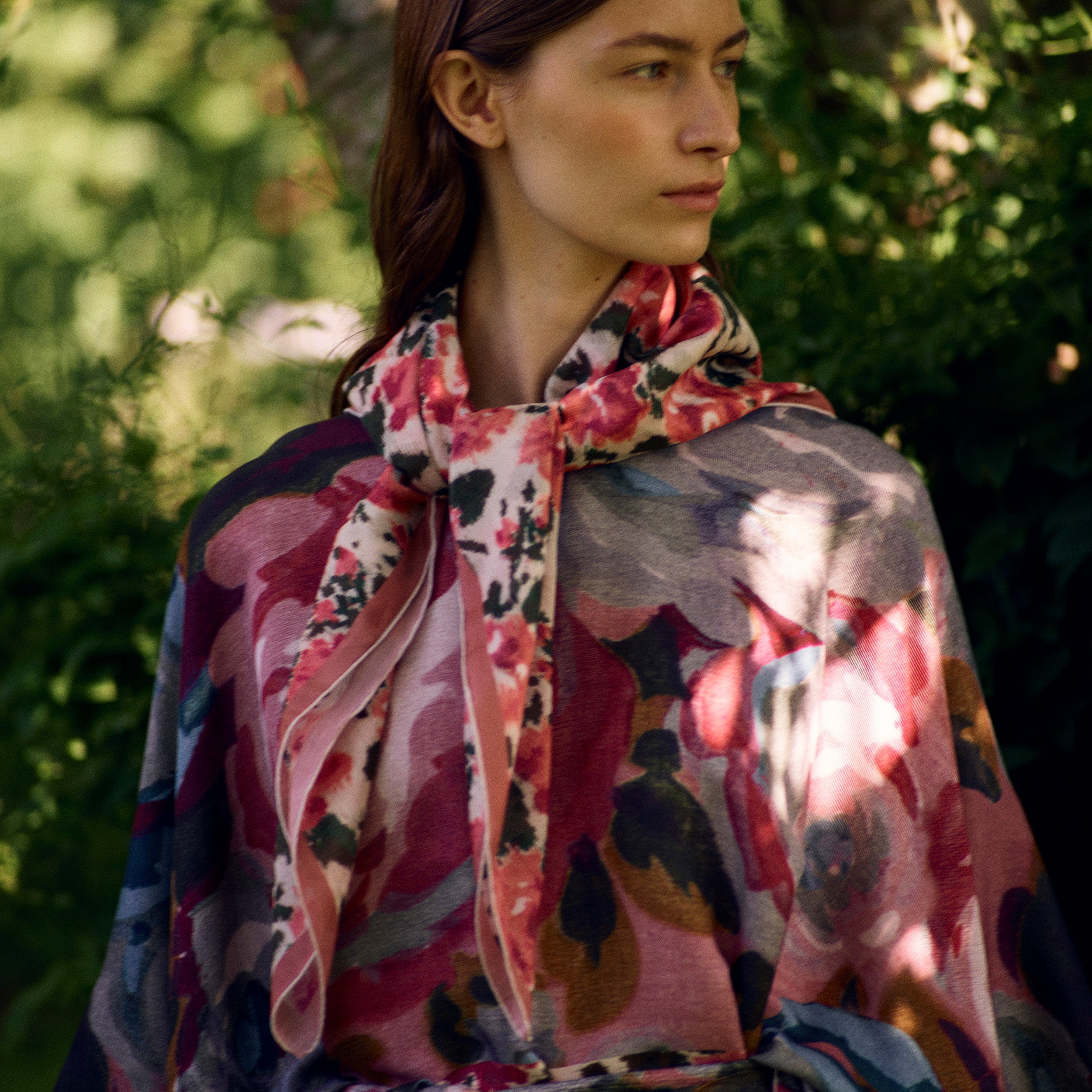 Tapis Noir Alexandra Silkekjole - Multifarvet Dress Mørkeblå