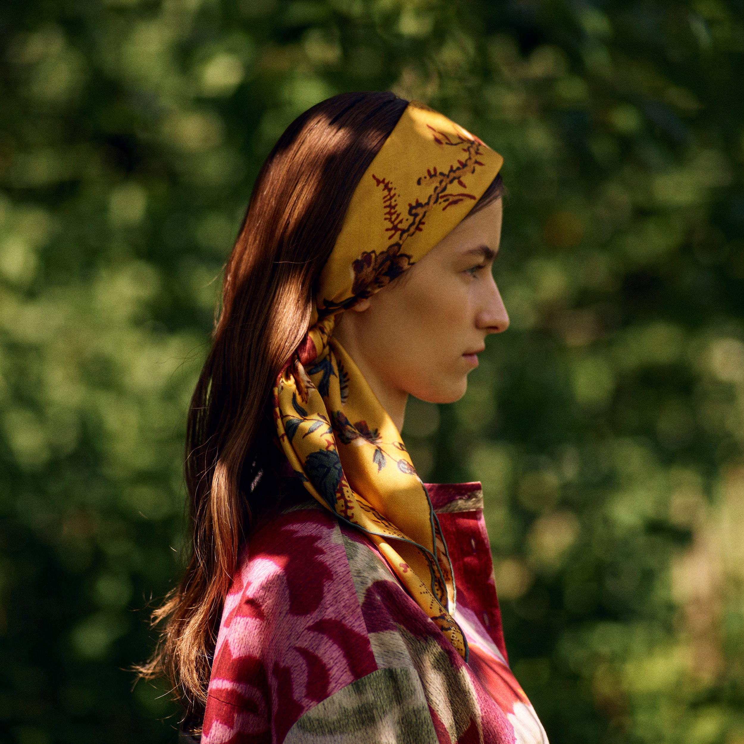 Tapis Noir Classical Elena Scarf Classical Gul