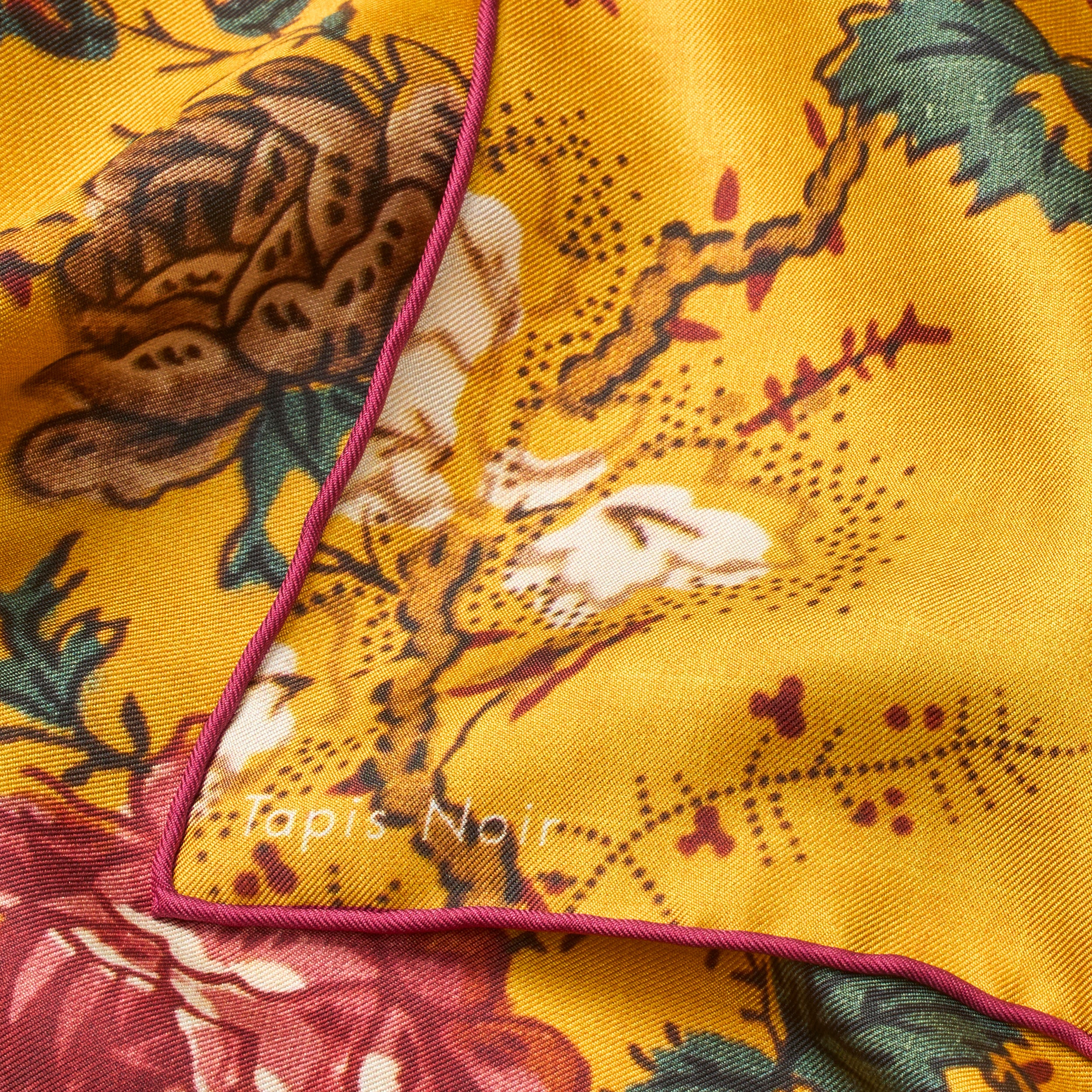 Tapis Noir Classical Small Elena Scarf Classical Small Gul