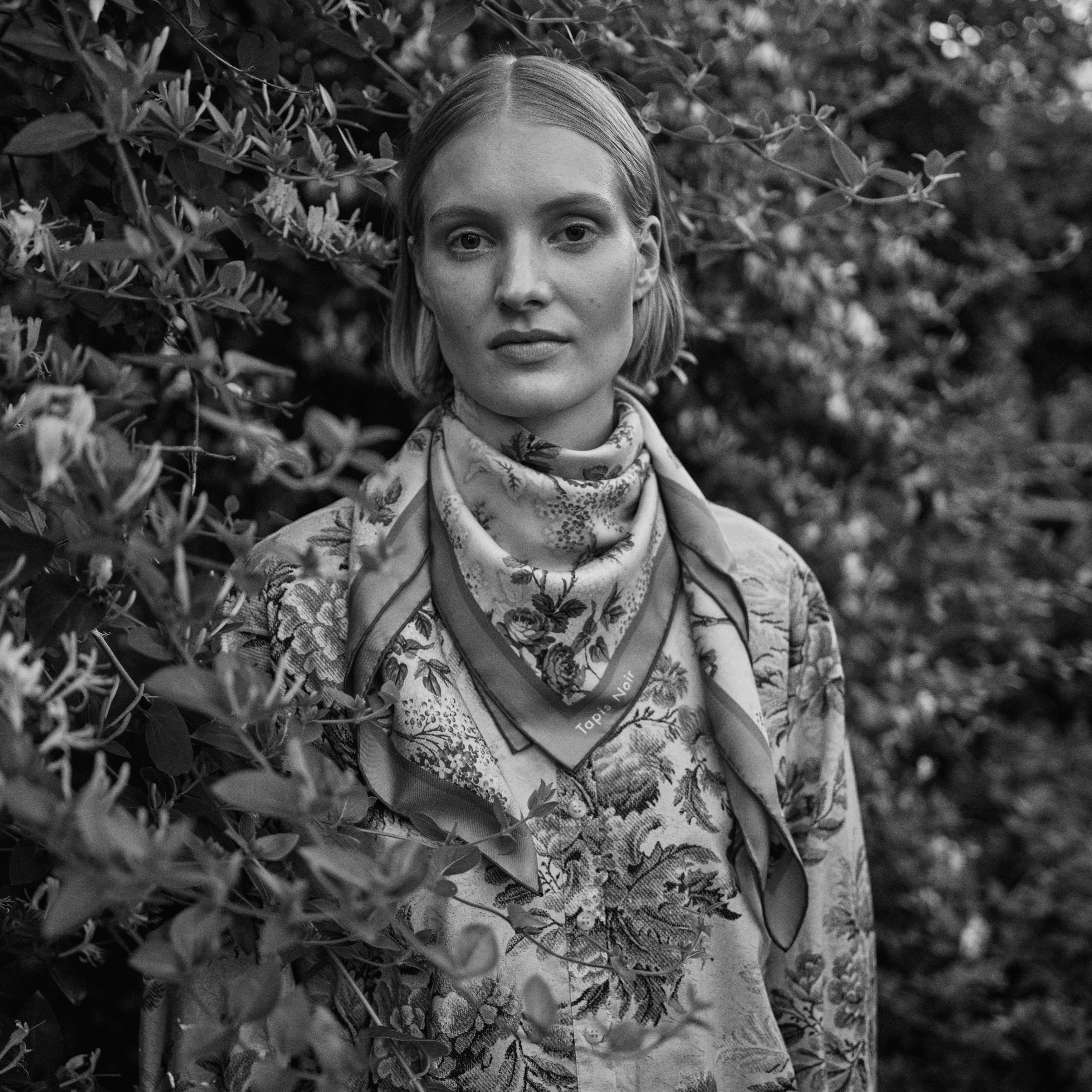 Tapis Noir Klassisk Fersken Blomstret Tørklæde Classical Fersken
