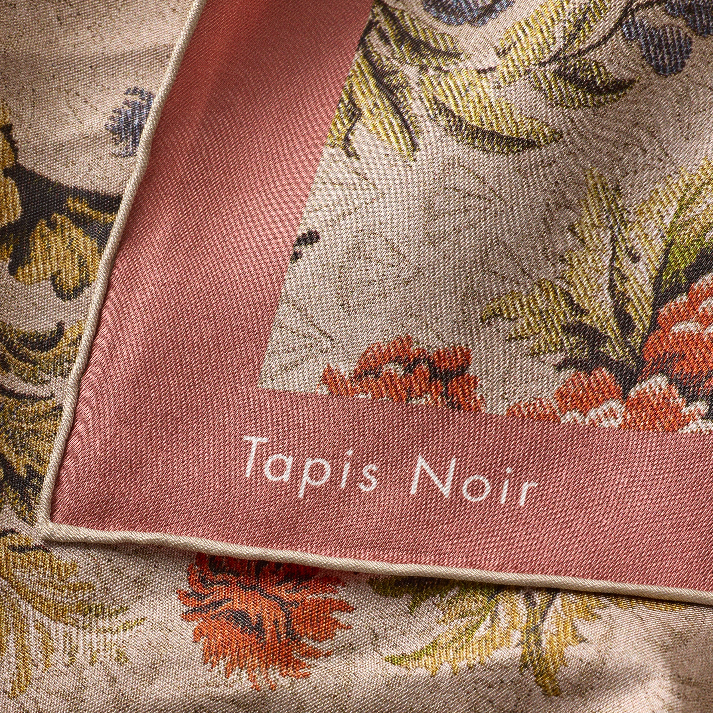 Tapis Noir Klassisk Fersken Blomstret Tørklæde Classical Fersken