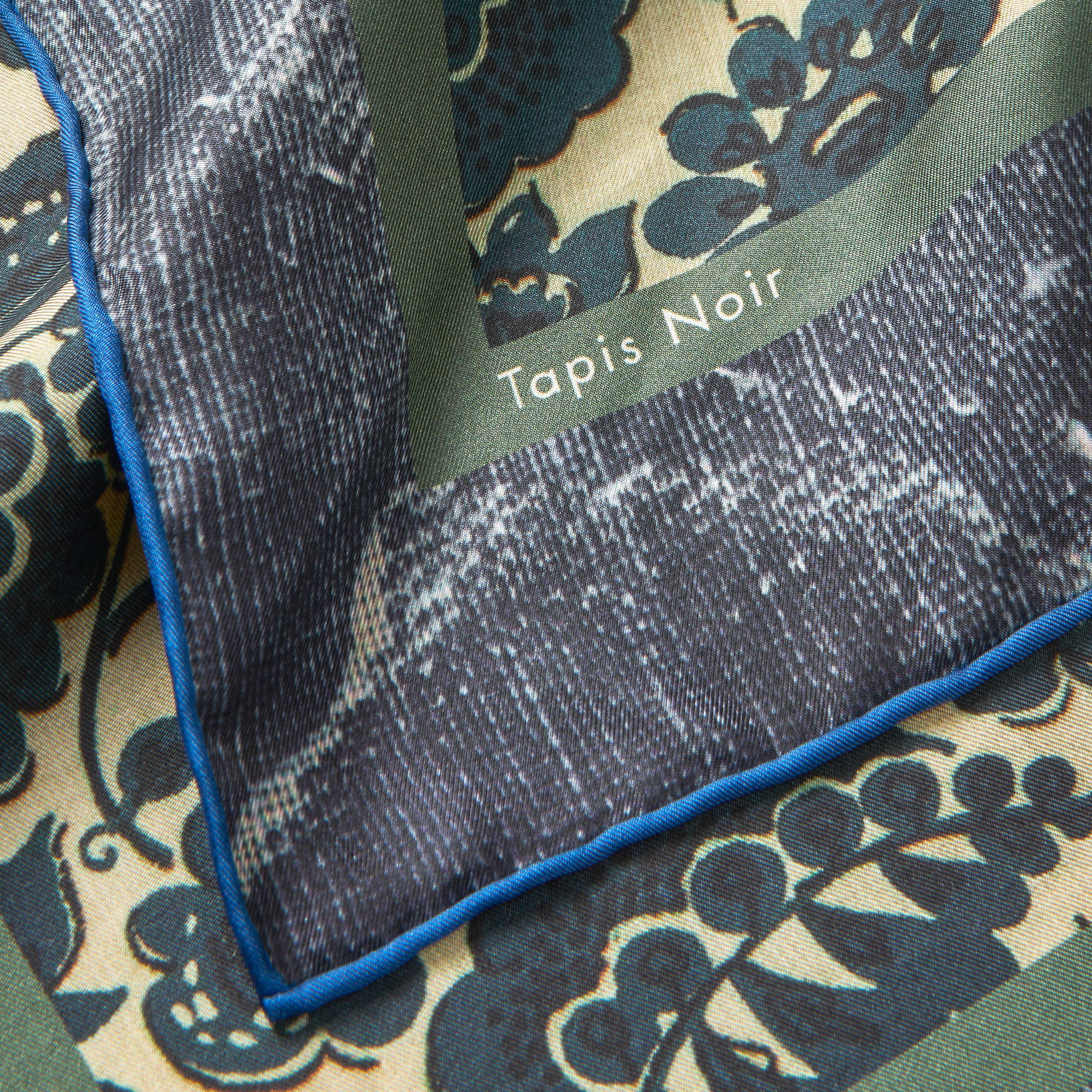Tapis Noir Klassisk Lille Gianna Tørklæde Classical Small Mørkeblå