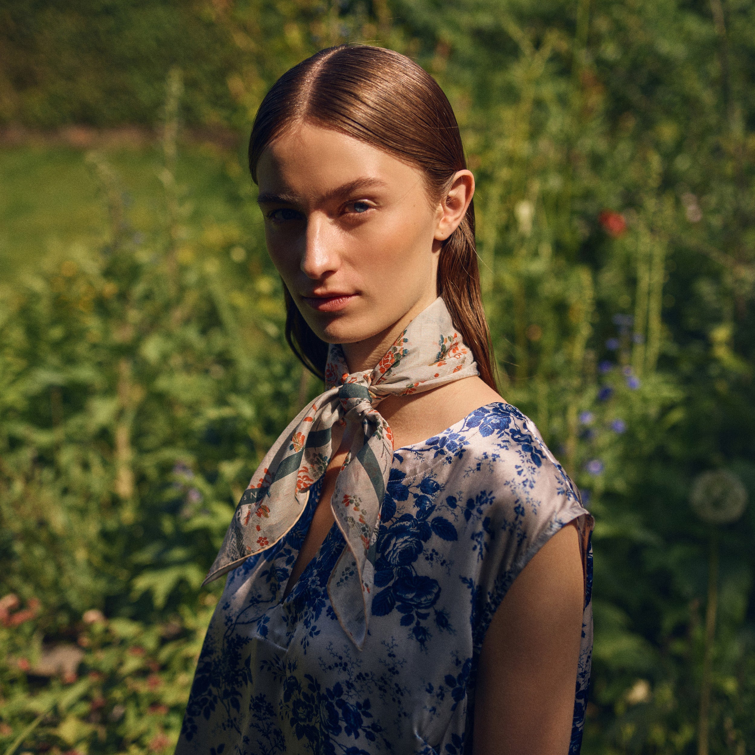 Tapis Noir Let Blomstret Patchwork Tørklæde Light Small (67x67cm) Hvid