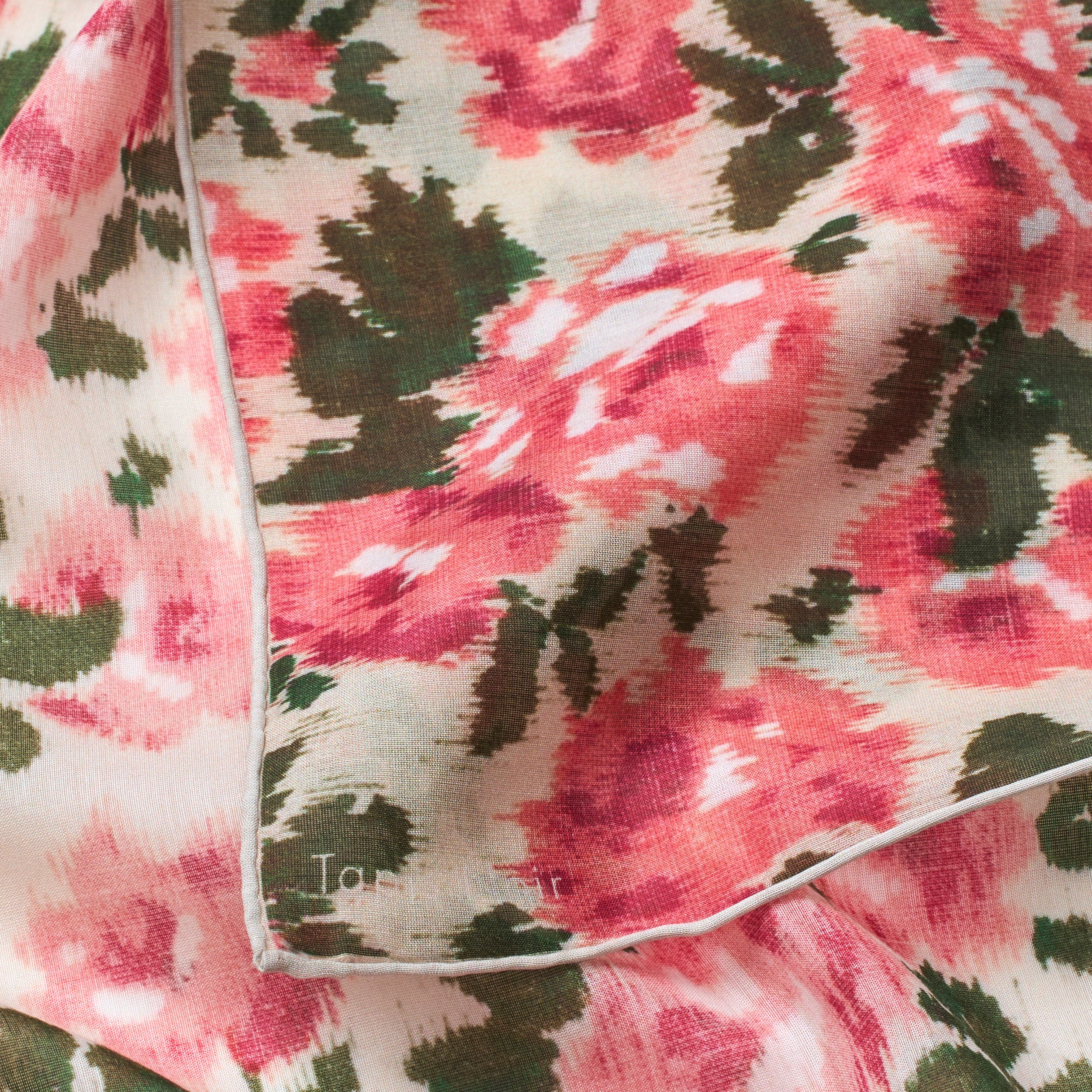 Tapis Noir Let Blomstret Patchwork Tørklæde Light Small (67x67cm) Lyserød