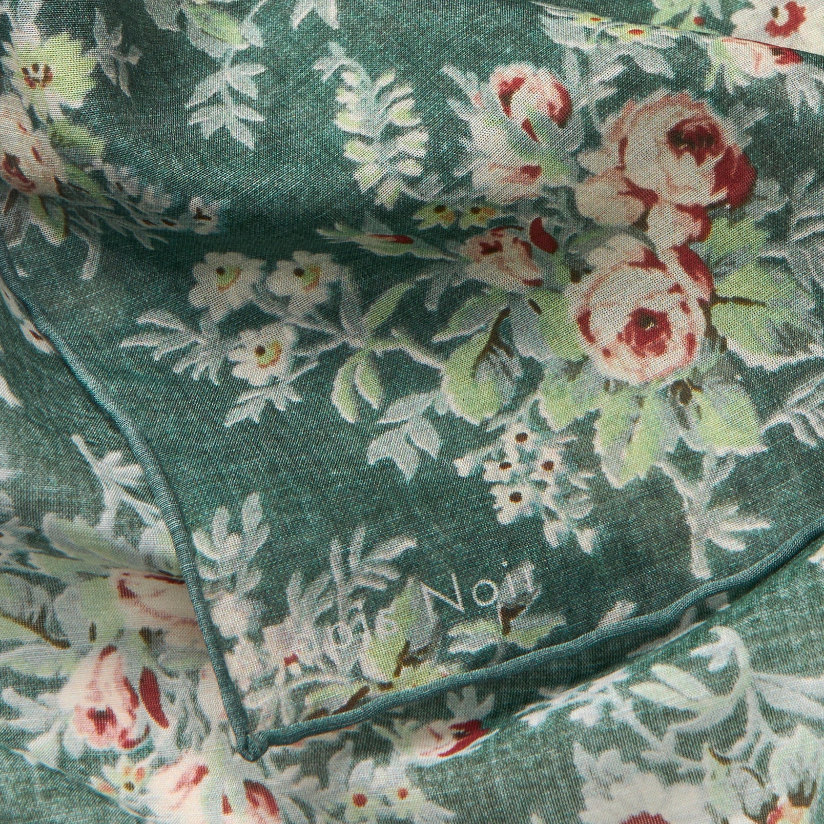 Tapis Noir Let Darcy Tørklæde Light Grøn