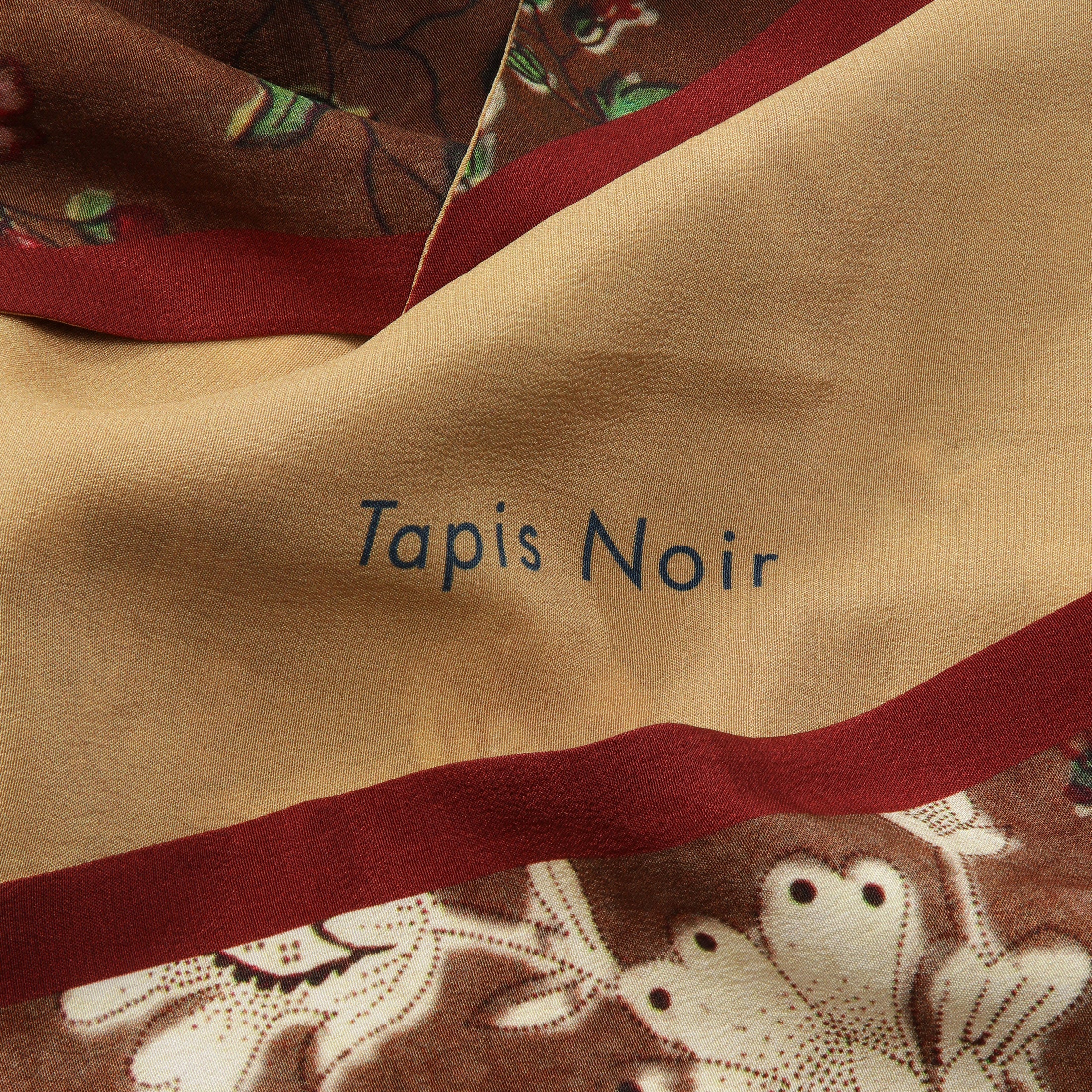 Tapis Noir Smalt Brunt Tørklæde Slim Brun