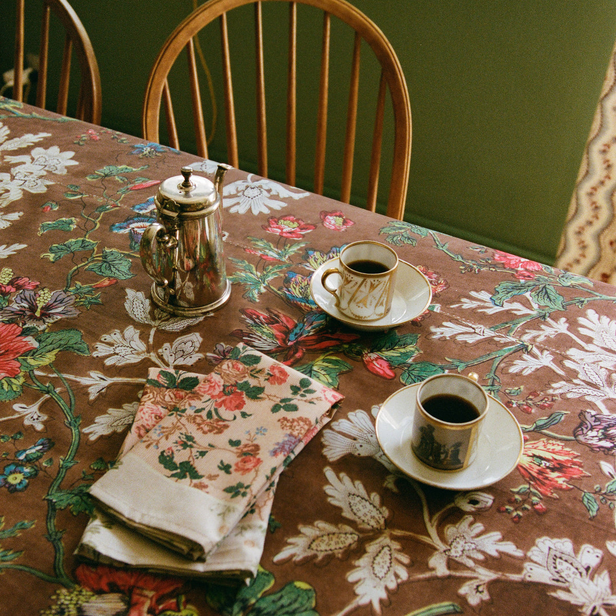 Tapis Noir 140x140cm - Dug Gladys Tablecloth Brun