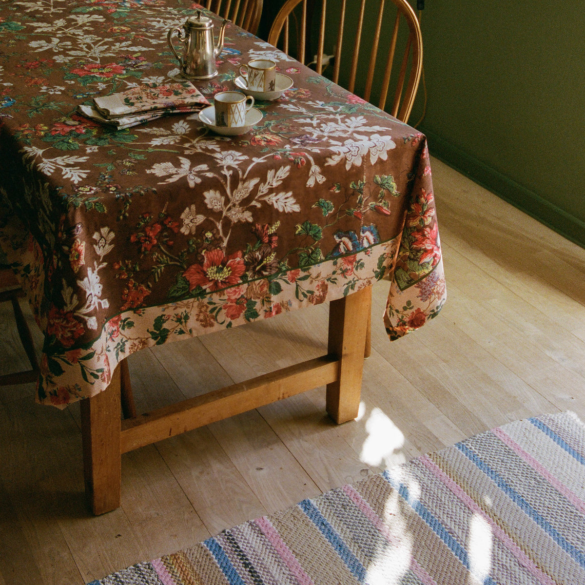 Tapis Noir Dug Gladys - 140x295cm Tablecloth Brun