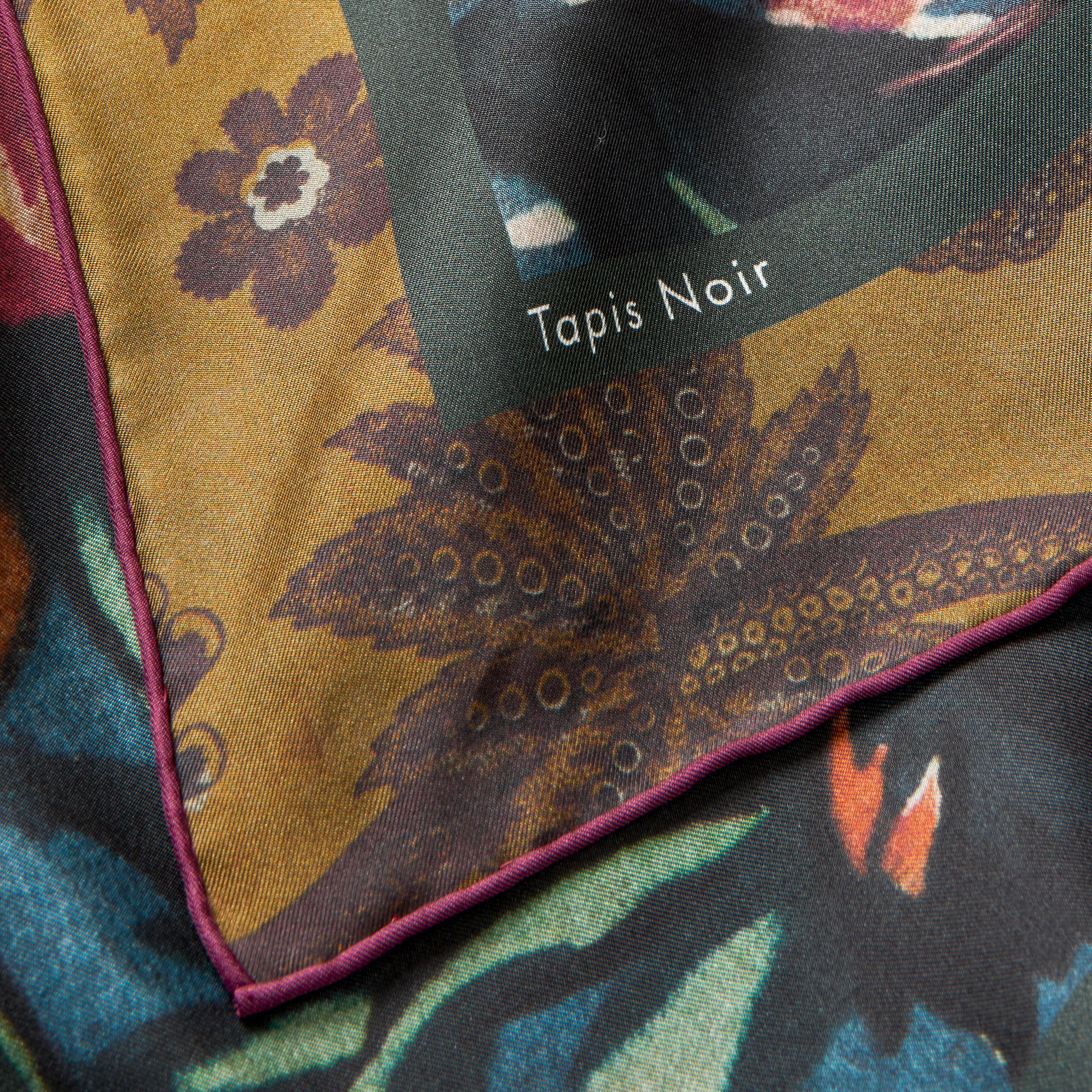 Tapis Noir Klassisk Lille Gemma Tørklæde Classical Small Flerfarvet