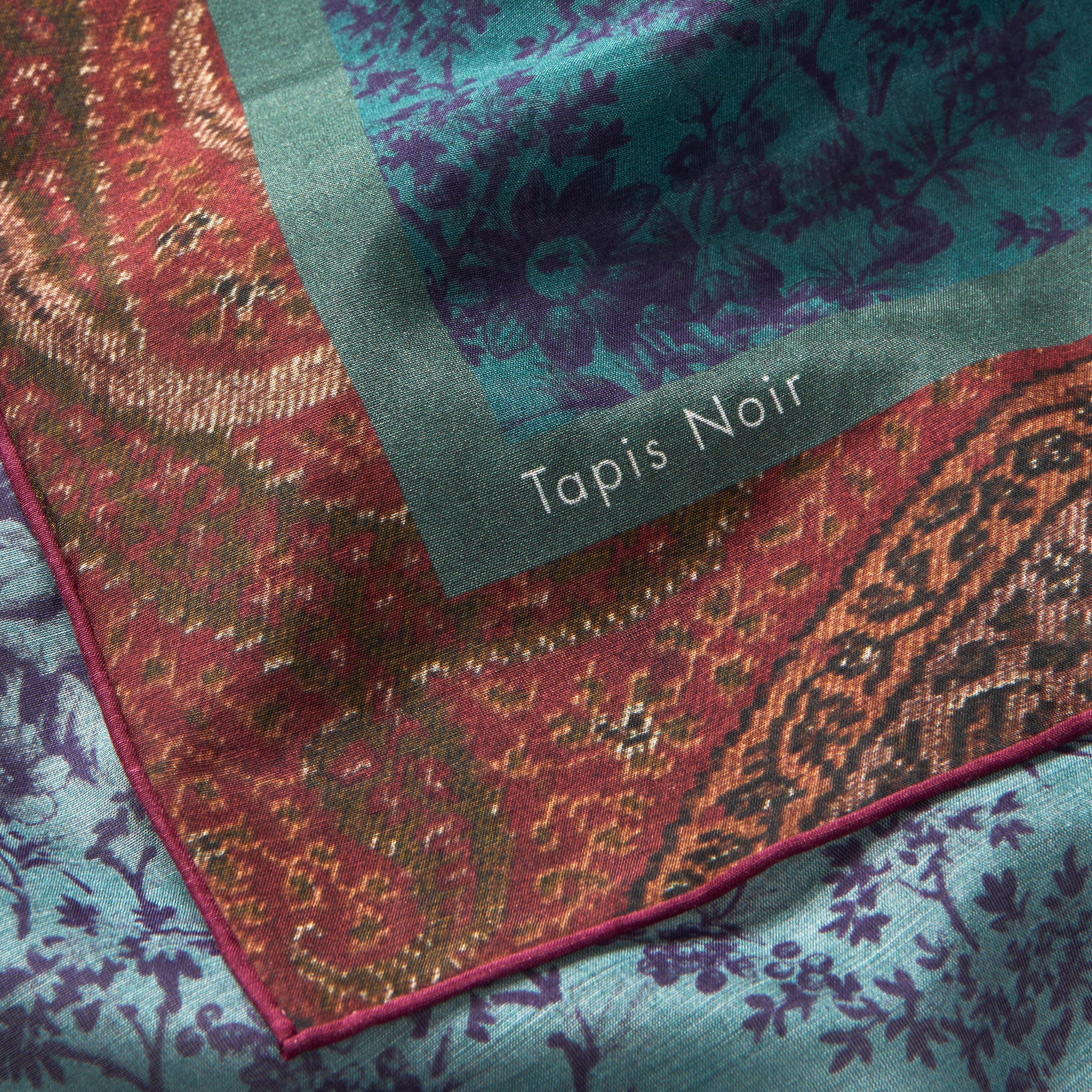 Tapis Noir Let Lille Gloria Tørklæde Light Small (67x67cm) Mørkeblå