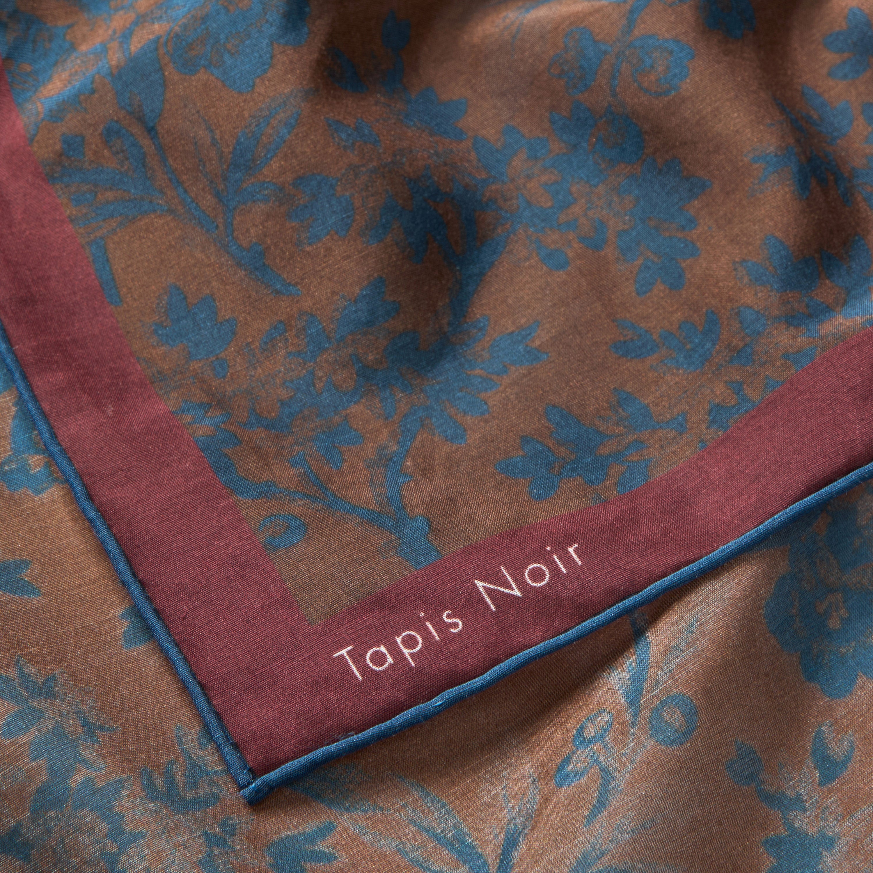 Tapis Noir Let Småt Gigi Tørklæde Light Small (67x67cm) Brun