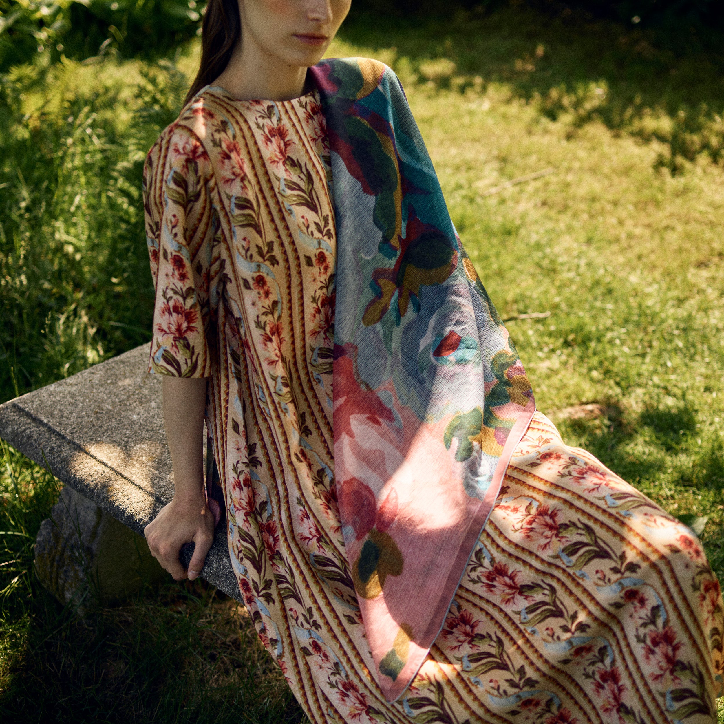 Tapis Noir Stort Let Ellis Tørklæde Light Large (120x120cm) Mørkeblå