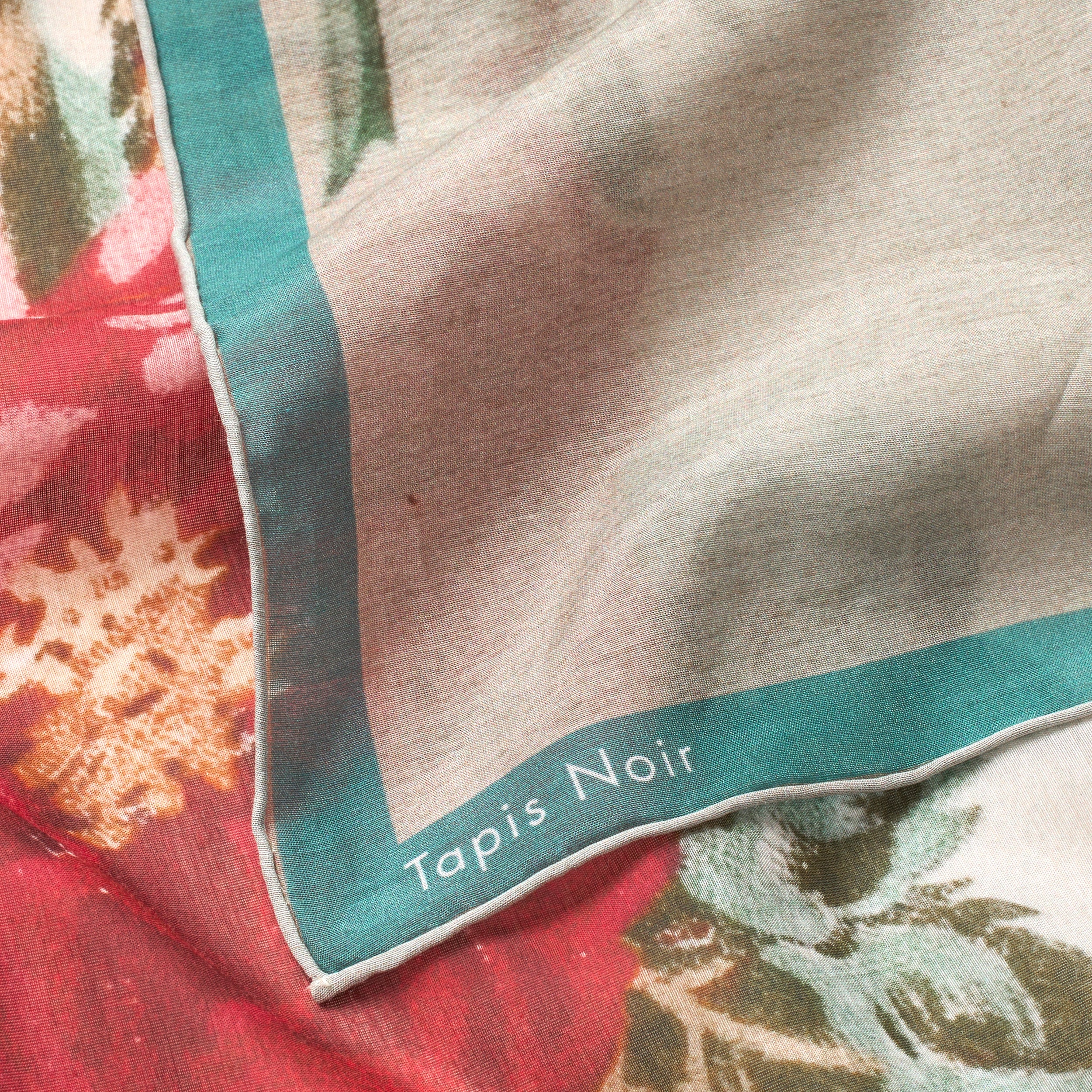 Tapis Noir Stort Let Essie Tørklæde Light Large (120x120cm) Hvid